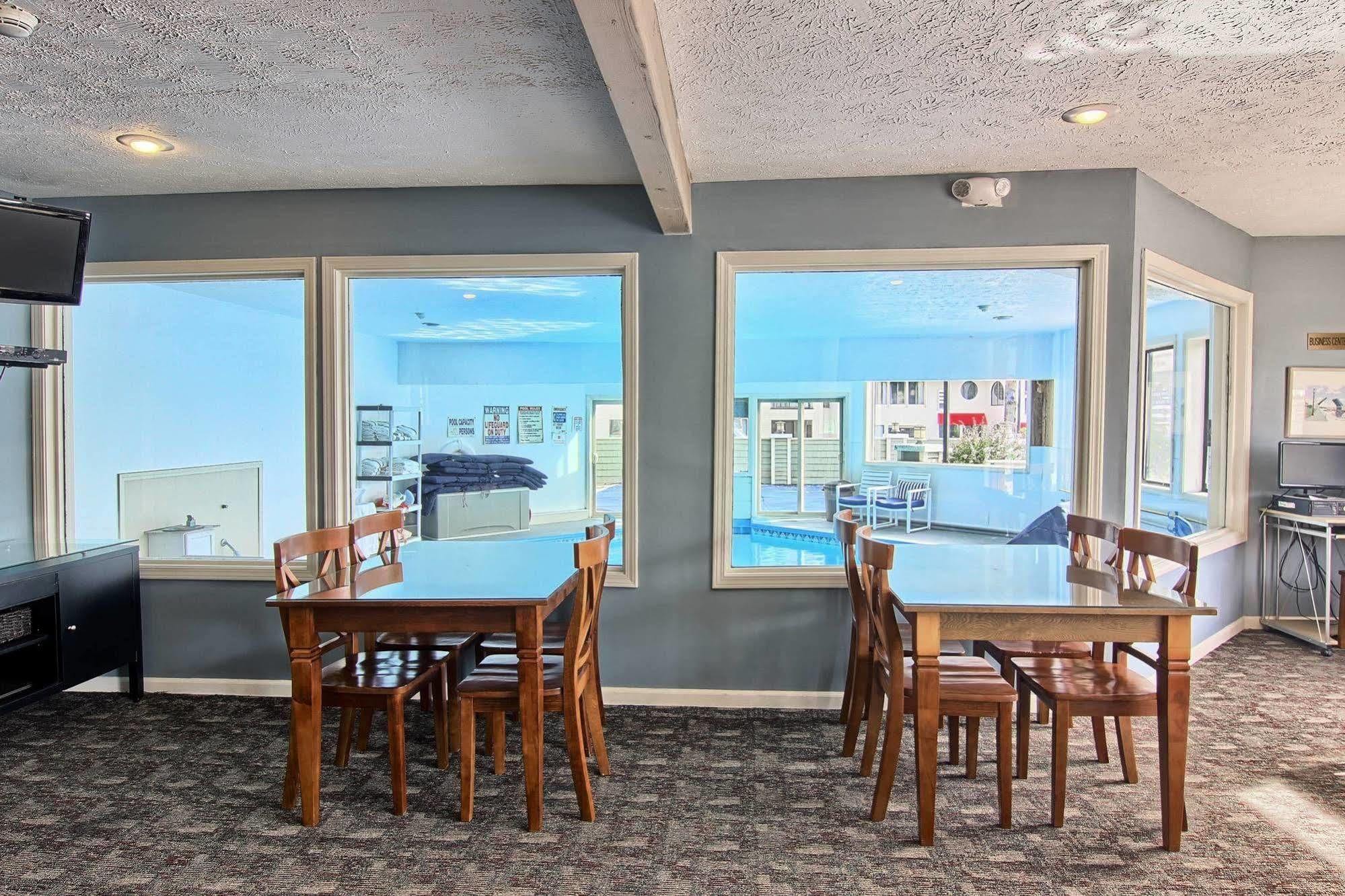 تشارليفويكس Pointes North Inn المظهر الخارجي الصورة